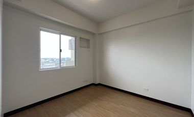 2BR Condo with Parking for Sale at The Atherton, Parañaque City