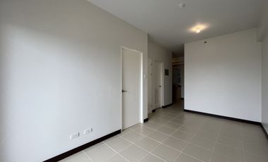 2BR Condo with Parking for Sale at The Atherton, Parañaque City