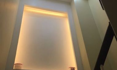 For Sale 4 BR Penthouse Unit with Beautiful View at Kingswood La Paz, Makati