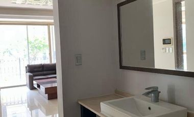 For Rent : 3 Bedroom Semi-Furnished Condo : Clark Field, Angeles City, Pampanga