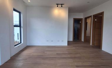 4 bedrooms House in Concepcion Uno Marikina City Along Jp Rizal Flood Free