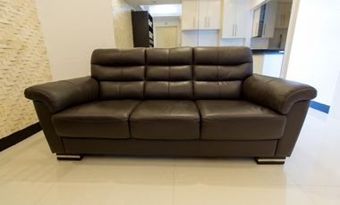 Low-Priced Upgraded 2 Bedroom Condo For Sale - Fort Palm Springs, BGC, Taguig