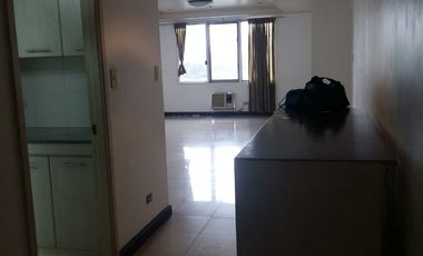 Astoria Plaza Hotel living for sale