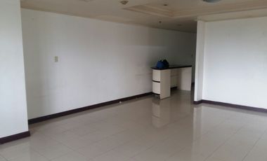 Astoria Plaza Hotel living for sale