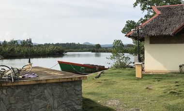 FS Riverfront Lot Ideal for Health and Wellness Projects