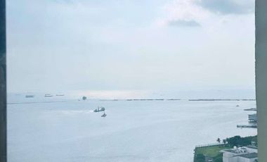 Sunset and Manila bay view 2br malate