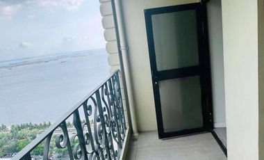 Sunset and Manila bay view 2br malate