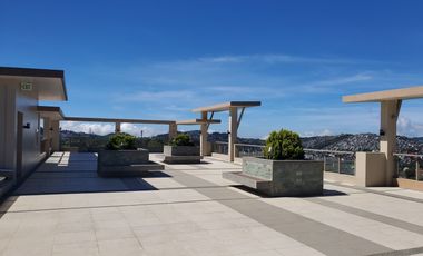 3 Bedroom  Corner Unit with a Stunning View of Mountains