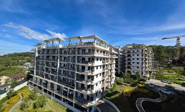 3 Bedroom  Corner Unit with a Stunning View of Mountains