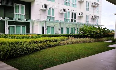Modern Furnished One Bedroom Corner Condo unit with parking