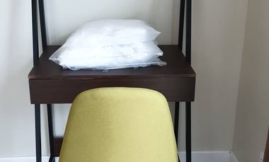 Modern Furnished One Bedroom Corner Condo unit with parking