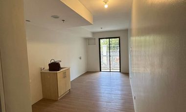 Fast selling condo in tagaytay last unit studio type