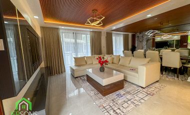 High-end House for sale