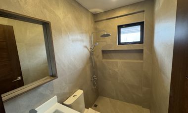FOR SALE: 3BR Brand New Home in Verdana Homes Mamplasan