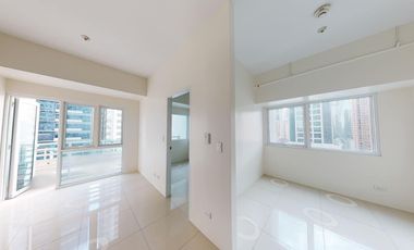 5% DP 2BR RFO SMART CONDO IN BUENDIA GIL PUYAT MAKATI AVE WITH PARKING AND BALCONY 3FLR MALL