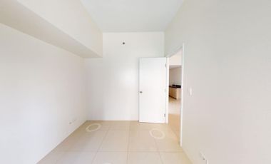 5% DP 2BR RFO SMART CONDO IN BUENDIA GIL PUYAT MAKATI AVE WITH PARKING AND BALCONY 3FLR MALL