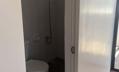 3 bedrooms Single Attached in West Beverly hills