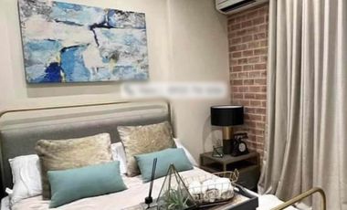 1 BR Two Regis Upper East Megaworld Condominium Unit for Sale