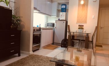 For Rent Furnished 1 Bedroom Unit at KL Tower in Legazpi Village, Makati City