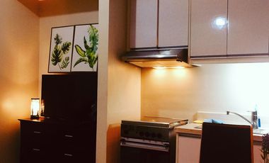 For Rent Furnished 1 Bedroom Unit at KL Tower in Legazpi Village, Makati City