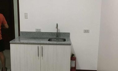 1 BR Condo Siena Towers 1 Marikina