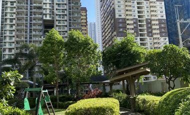 Semi Furnished 2 Bedroom with Parking for Sale in Flair Towers, Mandaluyong City