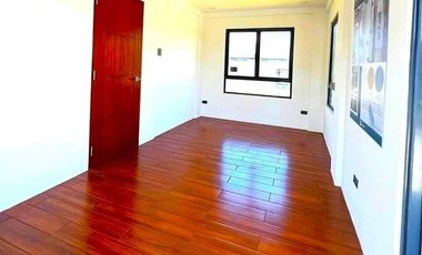 House in Alabang - Victoria South of Alabang, Muntinlupa