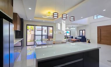 For Rent South Forbes Chateaux de Paris