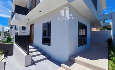 For Rent South Forbes Chateaux de Paris