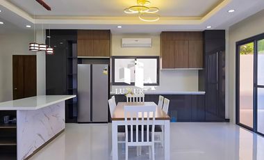 For Rent South Forbes Chateaux de Paris