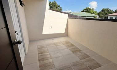 3 Storey Townhouse for sale in San Mateo Rizal near Quezon City Marikina City