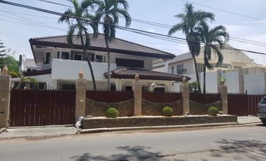 Mansion For Sale in Multinational Village