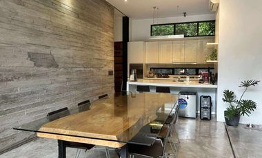Susana Heights House and Lot