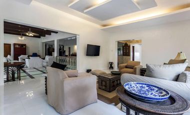 FOR SALE: Beautiful Spacious 7 Bedroom House in Ayala Alabang, Muntinlupa