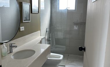 Bristol Parkway Sacrifice SALE, 2 BR w Balcony, P/house PANORAMIC VIEW ALABANG