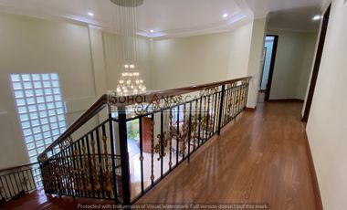House and Lot for Sale Walking distance to White Beach located in Panglao, Bohol
