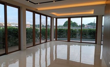 FOR SALE - 5 Bedrooms, Brand New 2 Storey House and Lot: Alabang West.