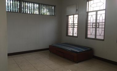 PRICE DROP ! House for Sale - Convenient location near SLEX in Sucat, Muntinlupa