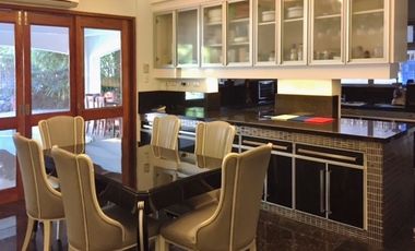 Luxurious House in Ayala Alabang Village for Sale