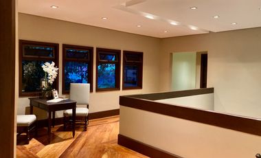 For sale Elegant House & Lot with Interior Designed Finishings, Parañaque