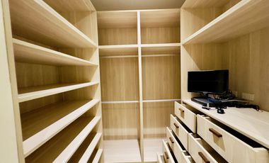 4 Bedrooms Modern Townhouse w/Roofdeck for Sale in New Zaniga, Mandaluyong City