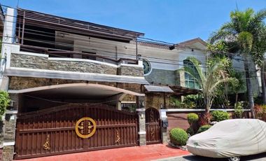 For Sale: 5-Bedroom Villa in Mahogany Place, Acacia Estate Taguig