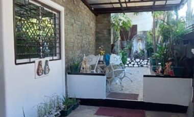 For Sale: 5-Bedroom Villa in Mahogany Place, Acacia Estate Taguig