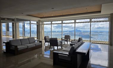 PENTHOUSE in Tagaytay with a SPECTACULAR view of TAAL
