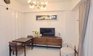 FOR RENT: Studio CONDO IN SANTA ROSA TAGAYTAY ROAD ( Zadia )