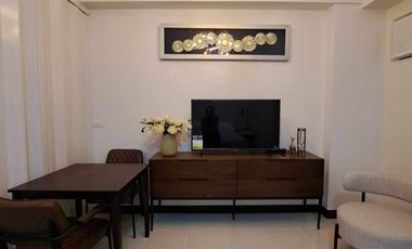 FOR RENT: Studio CONDO IN SANTA ROSA TAGAYTAY ROAD ( Zadia )