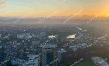 FOR LEASE: Uptown Parksuites 2, Executive 1-Bedroom unit