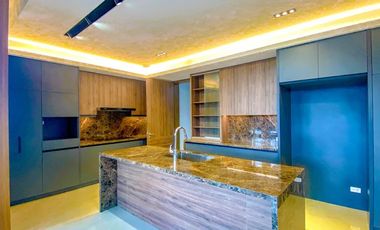 5 BEDROOMS MODERN DESIGN 3-STOREY HOUSE AND LOT FOR SALE IN ALABANG WEST