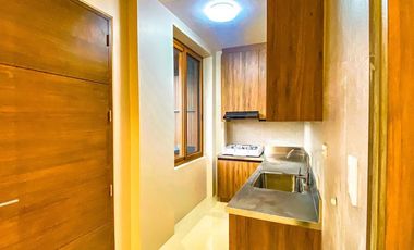 5 BEDROOMS MODERN DESIGN 3-STOREY HOUSE AND LOT FOR SALE IN ALABANG WEST
