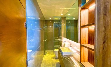 5 BEDROOMS MODERN DESIGN 3-STOREY HOUSE AND LOT FOR SALE IN ALABANG WEST